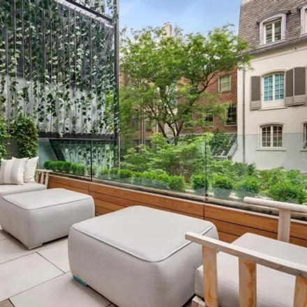 Image 4 - 130 East 71st Street, New York, NY 10021, USA - Townhouse for rent