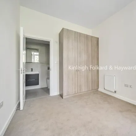 Image 3 - 66 Frobisher Road, London, N8 0NU, United Kingdom - Apartment for rent