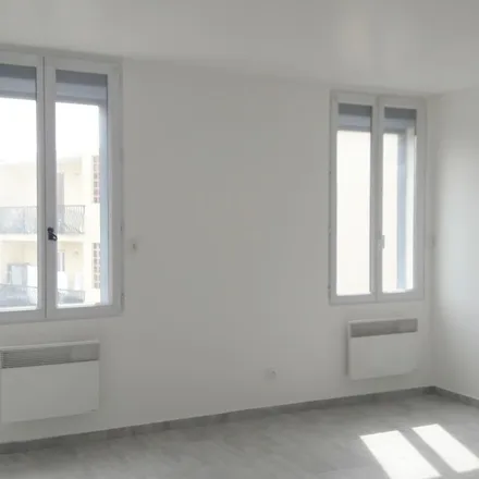 Rent this 2 bed apartment on unnamed road in 13013 Marseille, France