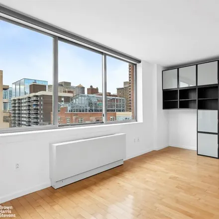 Image 4 - 250 EAST 30TH STREET 9C in Murray Hill Kips Bay - Apartment for sale
