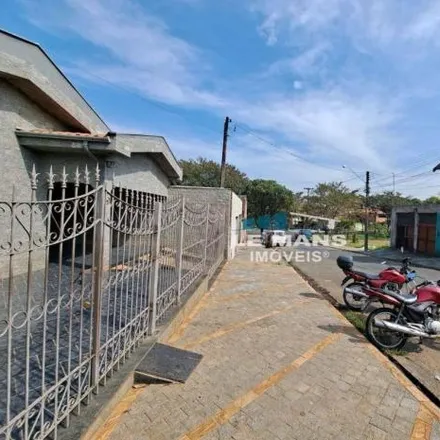 Buy this 5 bed house on Pizelli Supermercado in Rua João Alves de Araújo, Residencial Pq Orlanda II