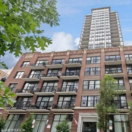 Buy this 1 bed condo on The Edge Lofts and Tower in 210 South Desplaines Street, Chicago