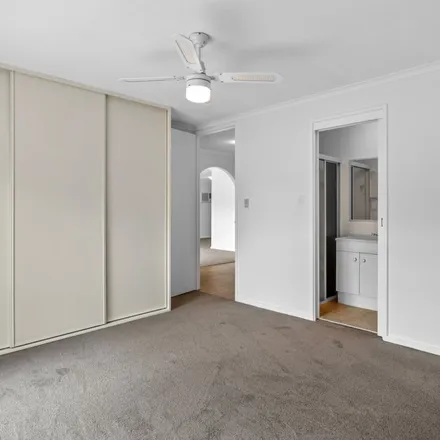 Image 3 - Lepena Crescent, Hallett Cove SA 5158, Australia - Apartment for rent