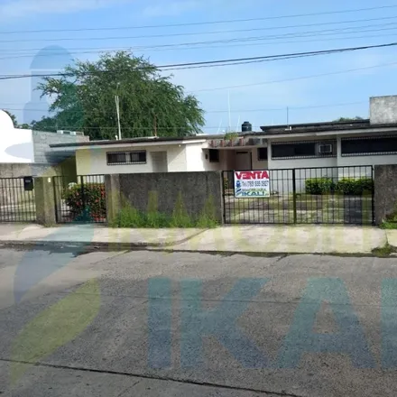 Buy this studio house on Calle Río Tecolutla in 92860 Túxpam, VER