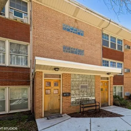 Image 3 - 7526-7538 North Ridge Boulevard, Chicago, IL 60645, USA - Condo for rent