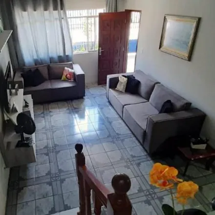 Buy this 3 bed house on Rua Itaberá in Parque Jaçatuba, Santo André - SP