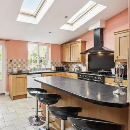 Image 1 - Cadbury Close, London, TW7 5AY, United Kingdom - Townhouse for sale