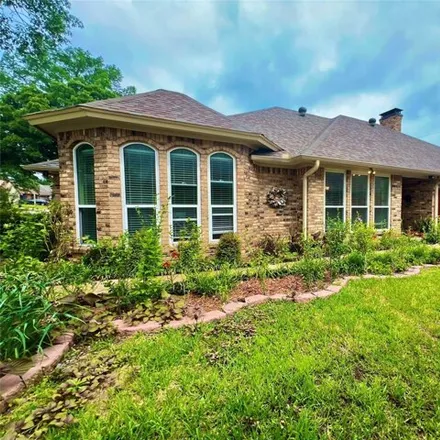 Buy this 3 bed house on 5395 Timber Green Drive in Arlington, TX 76016