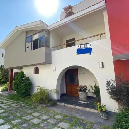 Image 2 - Calle Montebrecia, Santiago de Surco, Lima Metropolitan Area 51132, Peru - House for sale