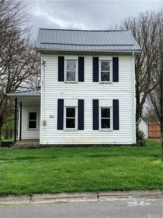 Buy this 3 bed house on 302 West Sugartree Street in Wilmington, OH 45177