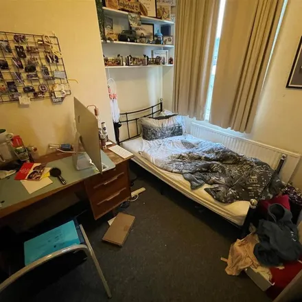 Rent this 5 bed apartment on 32 Preston Road in Brighton, BN1 4QF
