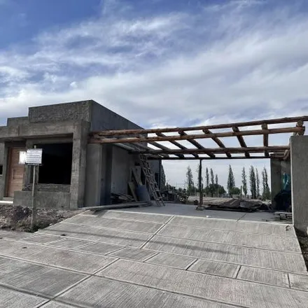 Buy this 2 bed house on Aráoz in 5781 Luján de Cuyo, Argentina