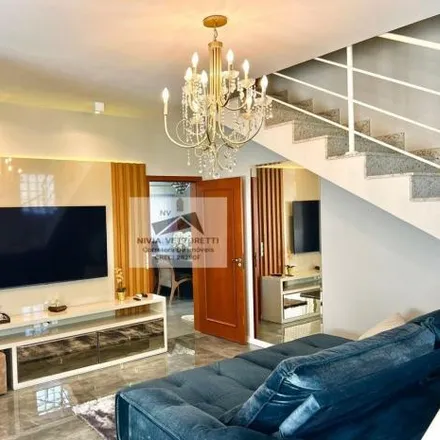 Buy this 4 bed house on Rua Mário Giocondo Crocetta in Ingleses do Rio Vermelho, Florianópolis - SC