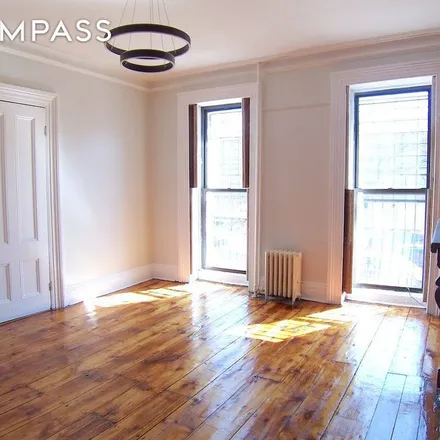 Image 2 - 167 Gates Avenue, New York, NY 11238, USA - Townhouse for rent