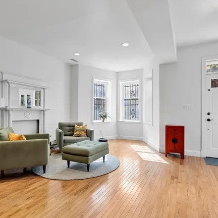 Image 3 - Swann Street Northwest, Washington, DC 20009, USA - Townhouse for sale