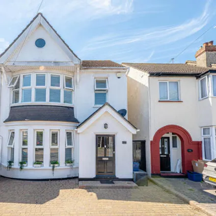 Buy this 3 bed house on Southsea Avenue in Leigh on Sea, SS9 2BJ