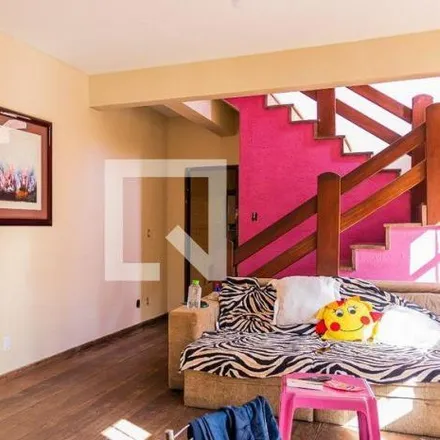 Buy this 4 bed house on Rua Risoleta Pinto Sardinha in Planalto, Belo Horizonte - MG