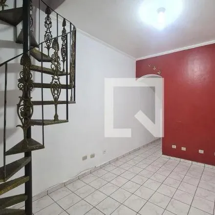 Rent this 3 bed house on Rua Brás Pires in Conjunto Habitacional Teotônio Vilela, São Paulo - SP