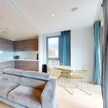 Image 3 - Urbanest St Pancras, 103b Camley Street, London, N1C 4PF, United Kingdom - Apartment for rent