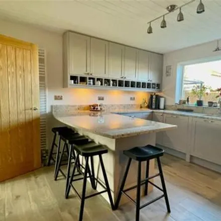 Image 2 - 14 Hall Hills, Diss, IP22 4LP, United Kingdom - House for sale