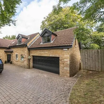 Buy this 5 bed house on The Avenue in Ponteland, NE20 0JD