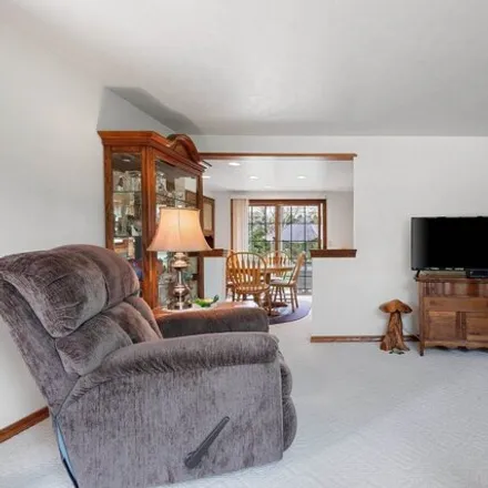 Image 7 - Alpine Drive, Green Bay, WI 54311, USA - House for sale