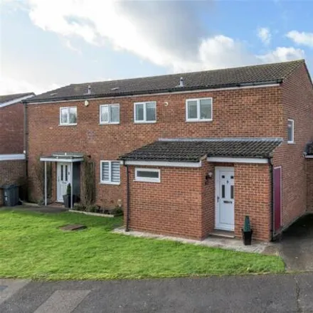 Buy this 3 bed duplex on Gorleston Close in Stevenage, SG1 2JS