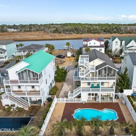 Image 5 - 154 South Shore Drive, Holden Beach, Brunswick County, NC 28462, USA - House for sale