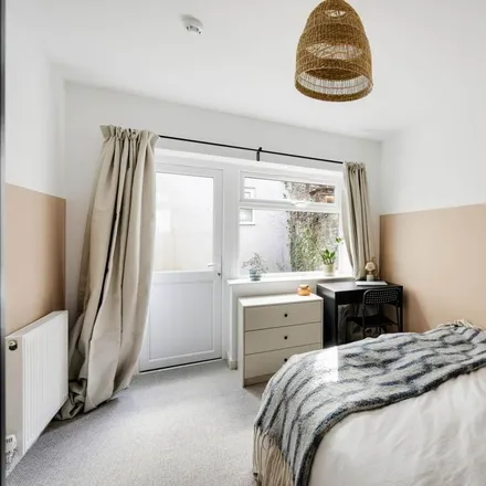 Rent this 1 bed room on Badgers Walk in Bristol, BS4 4LF