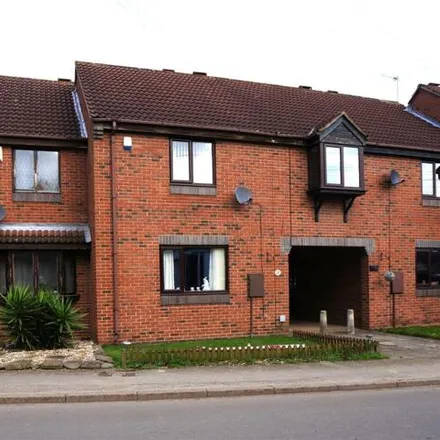 Buy this 3 bed townhouse on Main Street in Kellingley, DN14 0SS