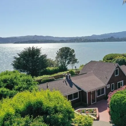 Buy this 3 bed house on 98 Las Palmas Way in Hilarita, Tiburon