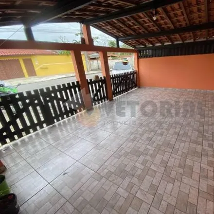 Buy this 2 bed house on Alameda Francisco de Assis Rosa e Silva in Jardim Brasil, Caraguatatuba - SP