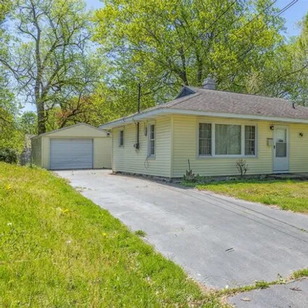 Buy this 3 bed house on Milwood Magnet School in 2916 Konkle Street, Kalamazoo