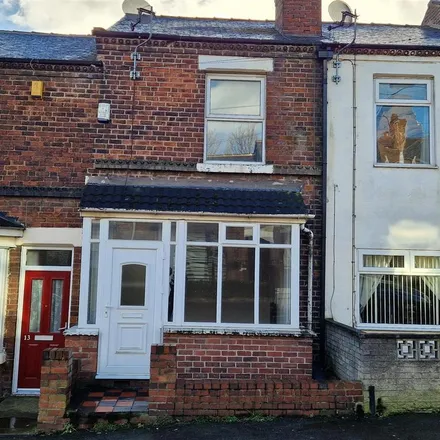 Rent this 2 bed townhouse on Terrace Road in Rawmarsh, S62 6FN