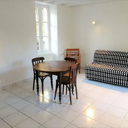 Rent this 1 bed apartment on 45 Rue de Coulmiers in 44000 Nantes, France