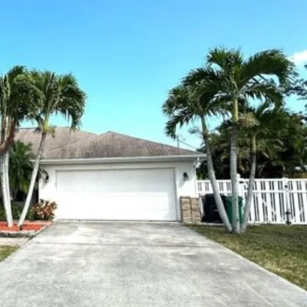 Image 1 - 2353 Southeast Charleston Drive, Port Saint Lucie, FL 34952, USA - House for rent