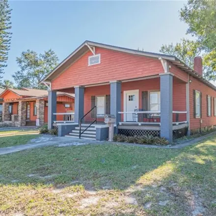 Buy this 3 bed house on 717 W 1st St in Sanford, Florida