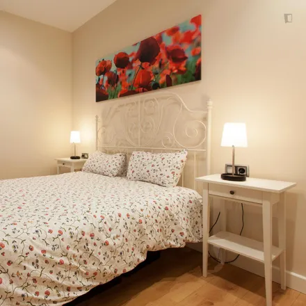 Rent this 2 bed apartment on Carrer de Roca i Batlle in 7, 08023 Barcelona