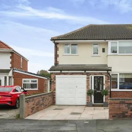 Buy this 3 bed duplex on unnamed road in Knowsley, L35 3SL
