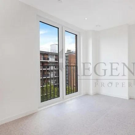 Image 9 - Georgette Apartments, Stepney Way, St. George in the East, London, E1 2EN, United Kingdom - Room for rent
