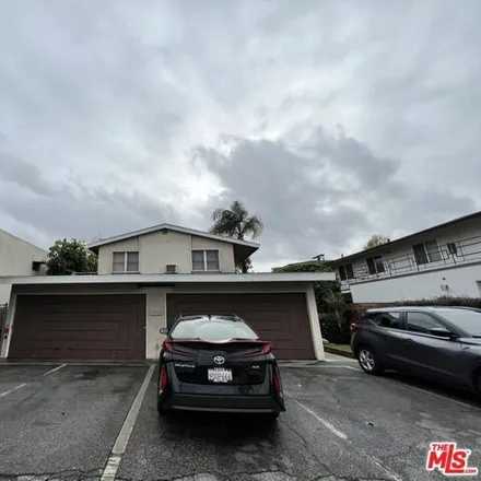 Buy this 8 bed house on 14730 Magnolia Boulevard in Los Angeles, CA 91403