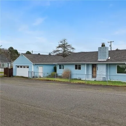 Buy this 3 bed house on 175 East Washington Avenue in Westport, Grays Harbor County