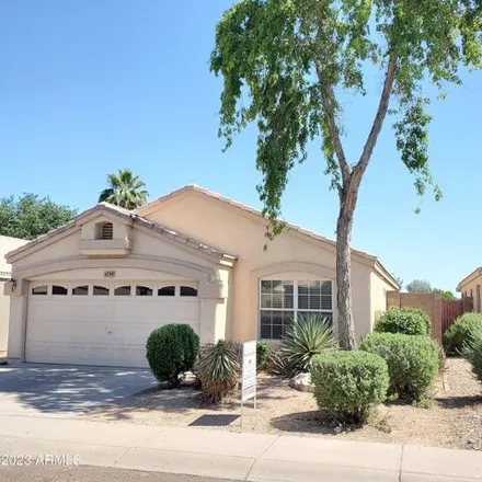 Rent this 2 bed house on 4739 East Desert Wind Drive in Phoenix, AZ 85044