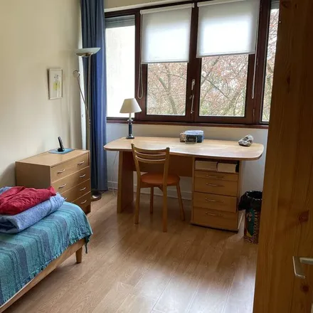 Rent this 2 bed apartment on 94430 Chennevières-sur-Marne