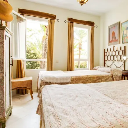 Rent this 2 bed apartment on San Roque Club in Calle Feria, Km 127