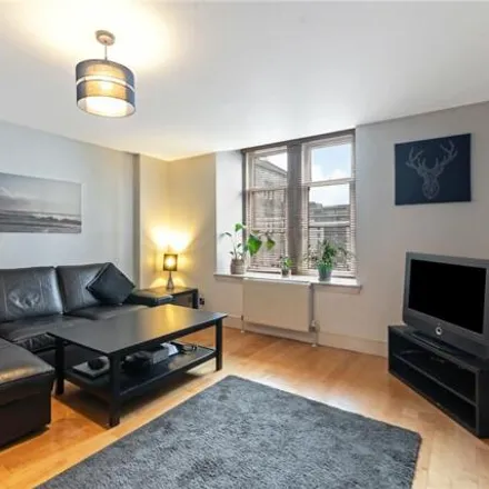 Image 2 - Wallace Street, Glasgow, G5 8PN, United Kingdom - Apartment for sale