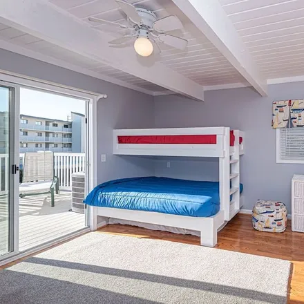 Rent this 4 bed townhouse on Ocean City