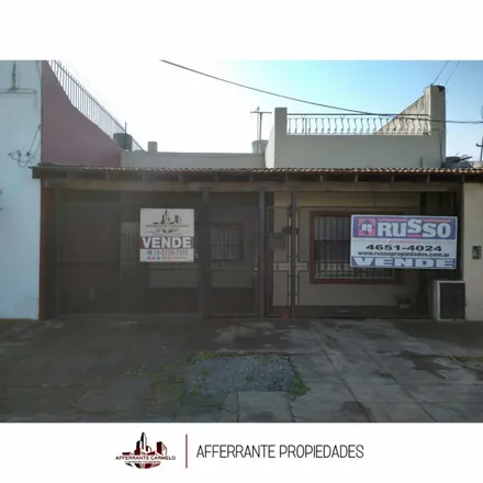 Buy this studio house on Parral 3499 in Partido de La Matanza, B1754 HHD San Justo