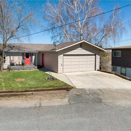 Image 1 - 2948 Hillcrest Drive, Baker City, OR 97814, USA - House for sale