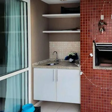 Buy this 3 bed apartment on Rua Eurico Hummig in Palhano, Londrina - PR